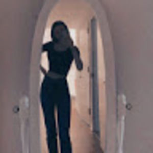 Meet your Posher, Gil